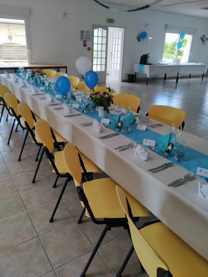 Logis Hotel- Restaurant La Haie Des Vignes Seminaires Et Evenementiel Allain Bagian luar foto