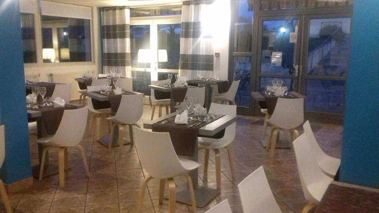 Logis Hotel- Restaurant La Haie Des Vignes Seminaires Et Evenementiel Allain Bagian luar foto
