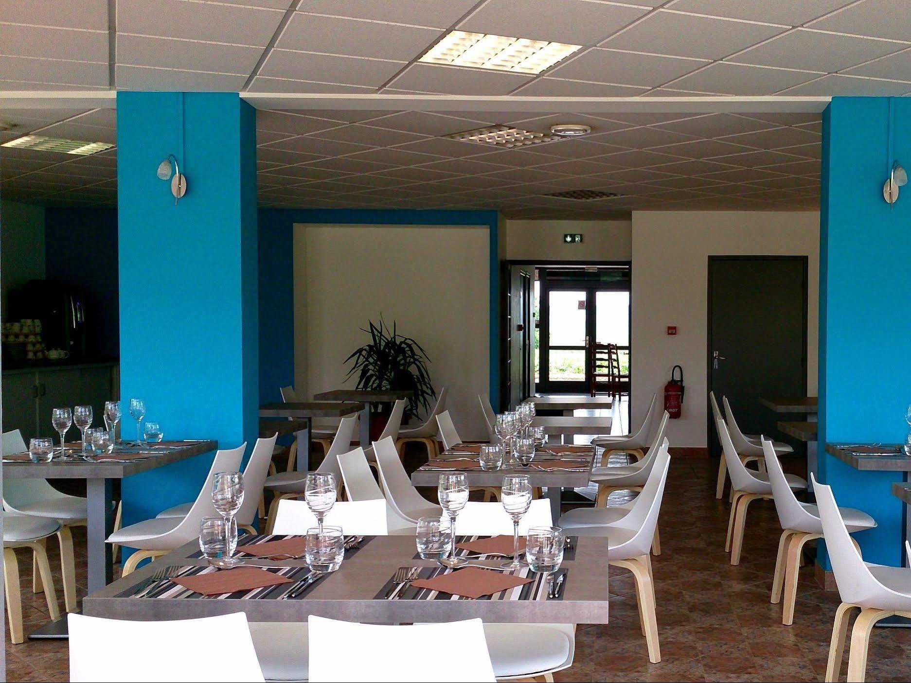 Logis Hotel- Restaurant La Haie Des Vignes Seminaires Et Evenementiel Allain Bagian luar foto